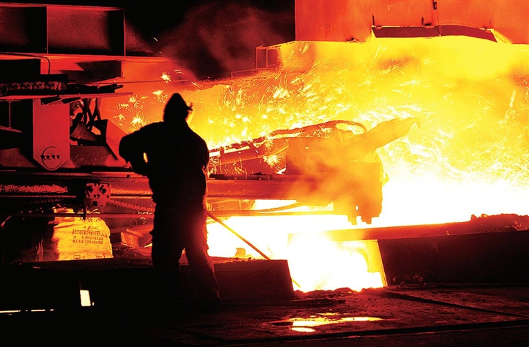 酒鋼集團：科技創(chuàng)新引領(lǐng)高質(zhì)量發(fā)展